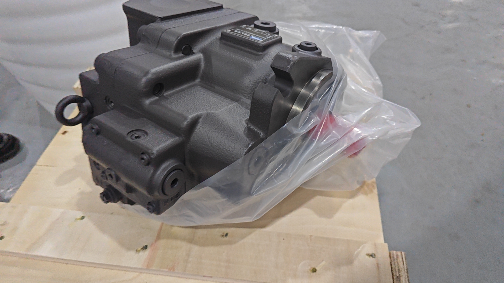 LG906 液压泵总成